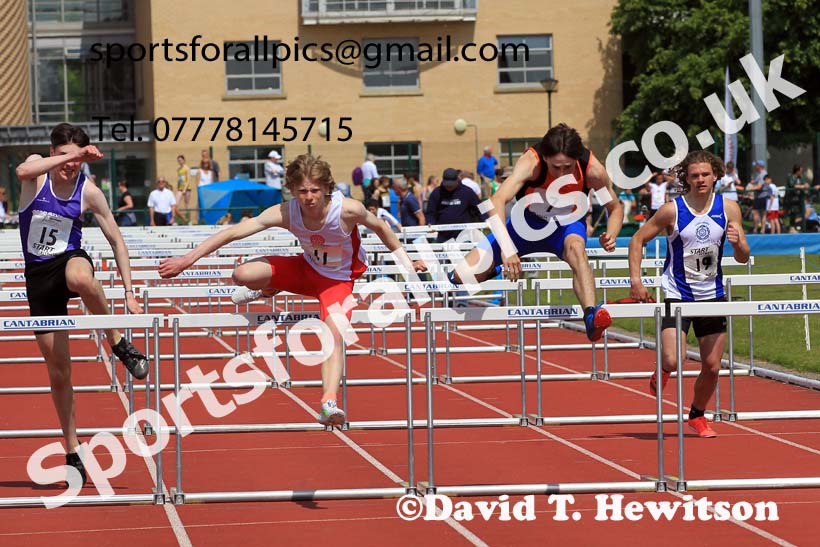 Mens U-17s and Boys U-15s Hurdles, 2022 Northern Inter Counties U17s and U15s Track and Field, York, Thursday, June 2nd. Photo: David T. Hewitson/Sports for All Pics